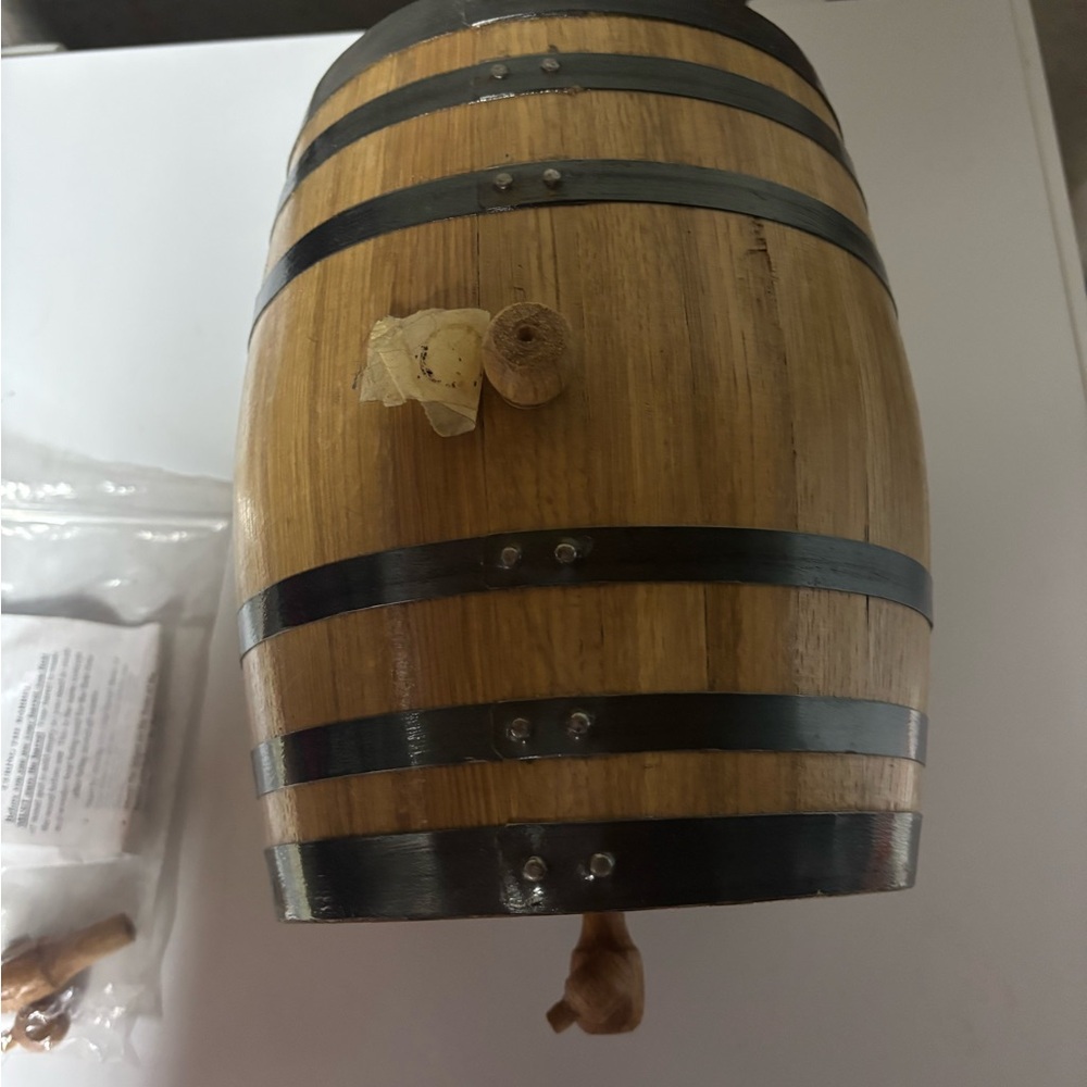 Hudson Whiskey Oak Barrel - Picture 2 of 8